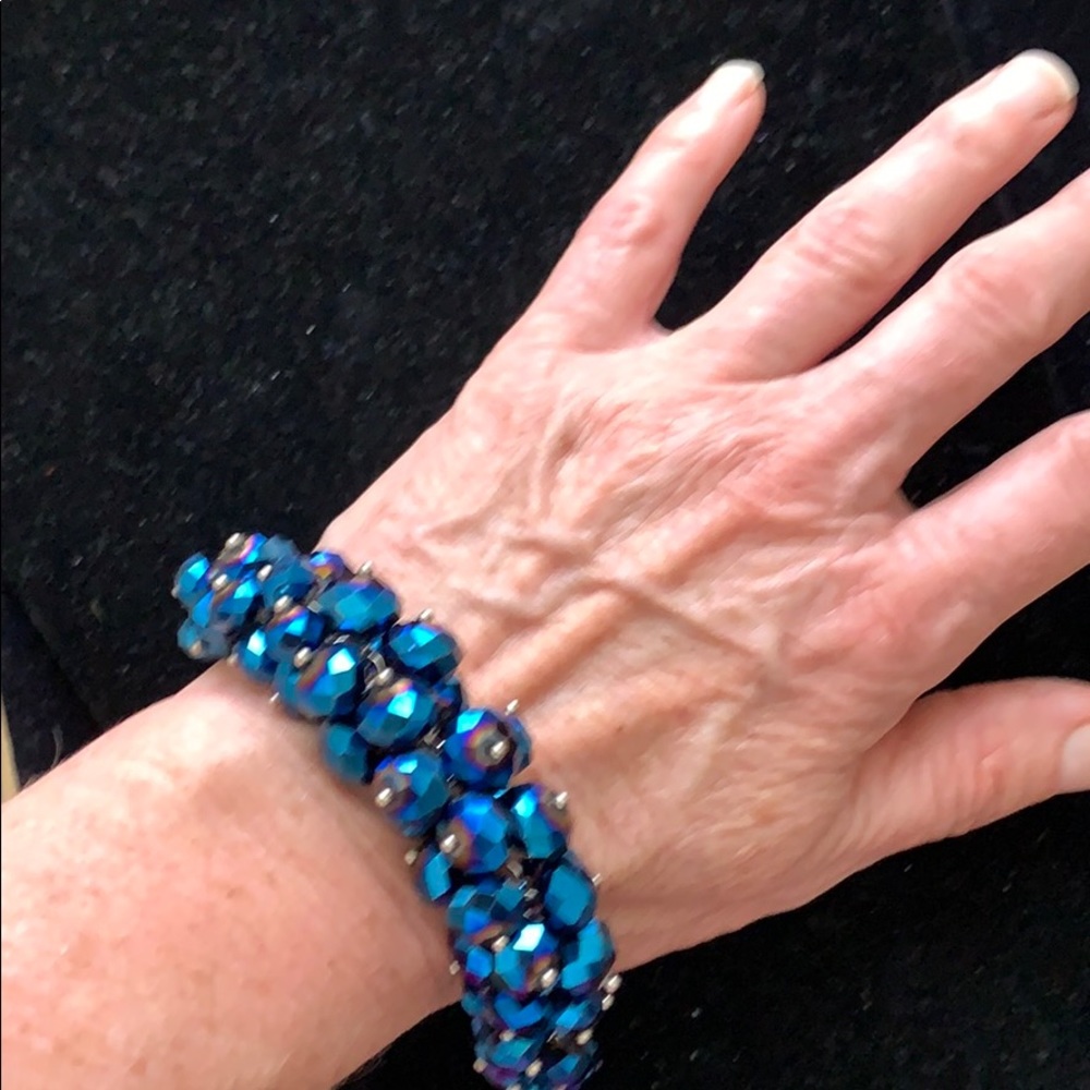 Peacock bead fashion bracelet /silvertone nwot 8” - Picture 4 of 5